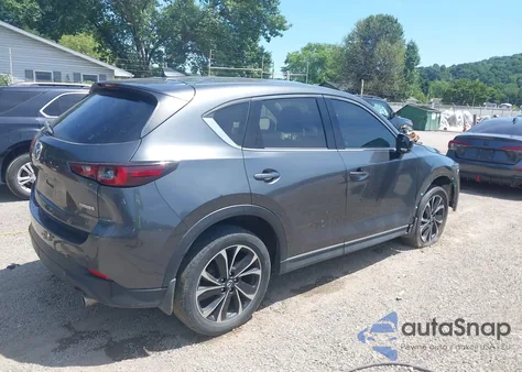 2022 Mazda Cx-5 2.5 S Premium z USA, uszkodzony, nr VIN JM3KFBDM8N0550030